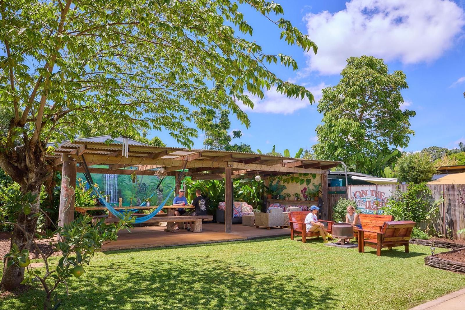 On The Wallaby Eco Lodge Yungaburra Eksteriør bilde