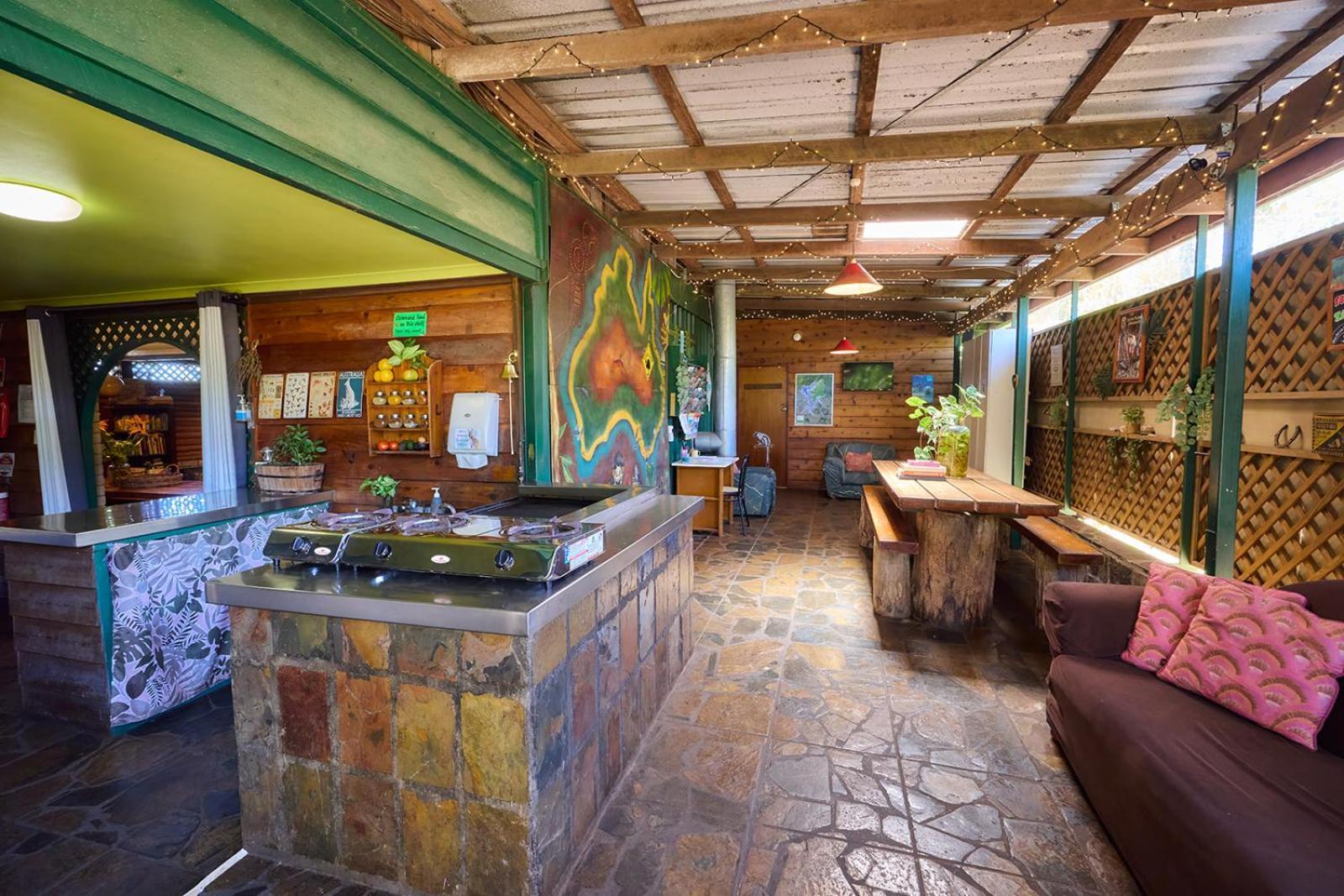 On The Wallaby Eco Lodge Yungaburra Eksteriør bilde